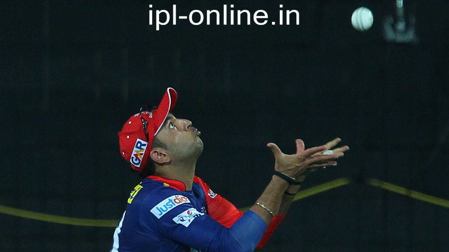 Chennai Super Kings v Delhi Daredevils